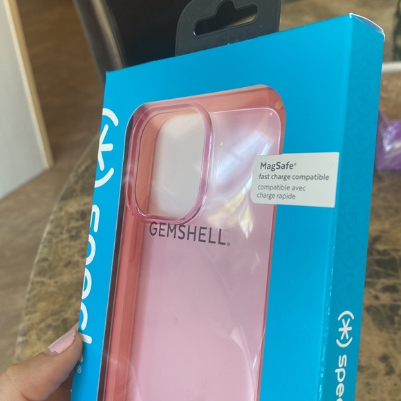 Brand New Pink Clear Speck Case - Picture 2 of 2